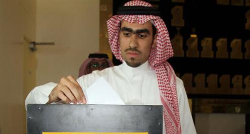 بالصورة .."كعكي" يُكذب "جمجوم" ويشكك في صحة مستنداته 